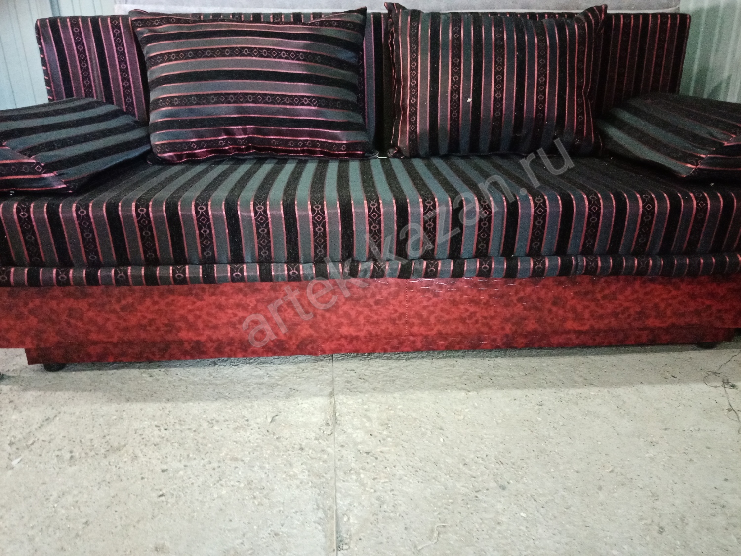 Фото 18. Купить недорогой диван по низкой цене от производителя можно у нас.